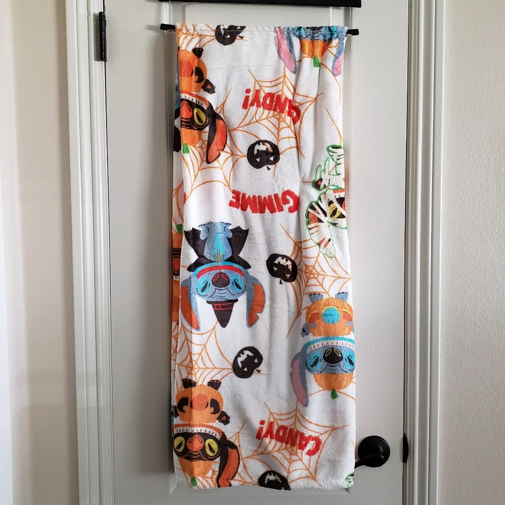 Disney Stitch Gimmie Candy Halloween Plush Blanket 50x70 NWT